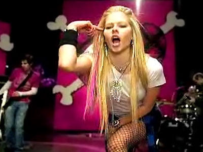 avril-hey.jpg